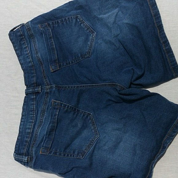 Jean Shorts w/ Rips - Picture 5 of 5